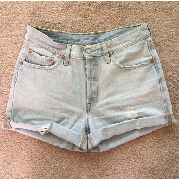 Levi's 501 high waisted shorts - Picture 1 of 5